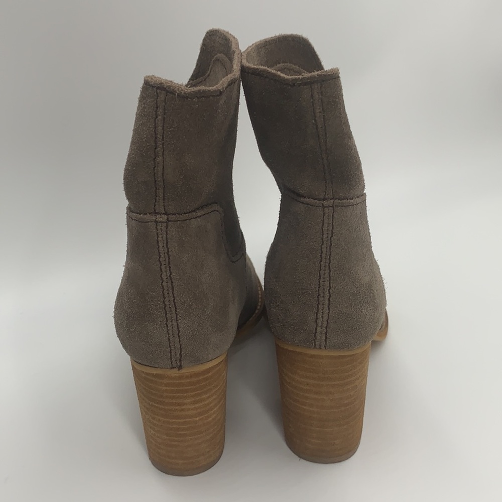 Splendid Heeled Boots - Picture 6 of 16